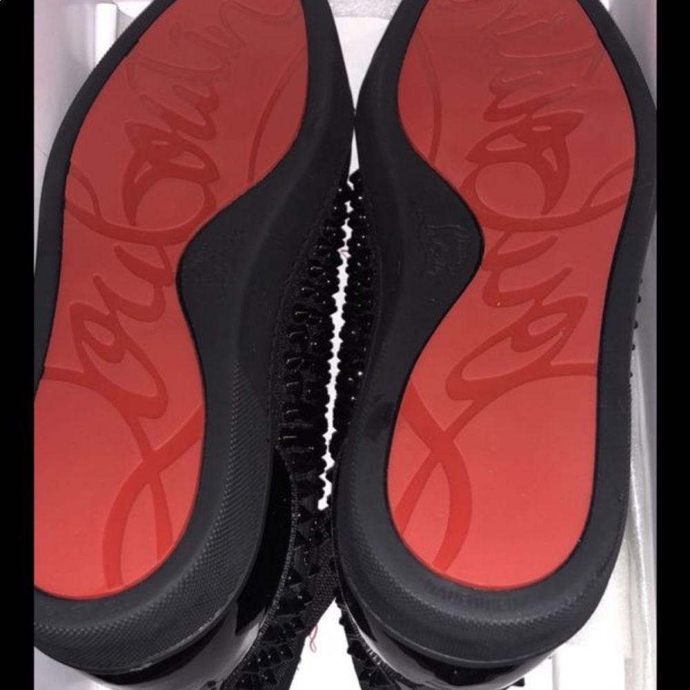 Red bottoms - Picture 2 of 2